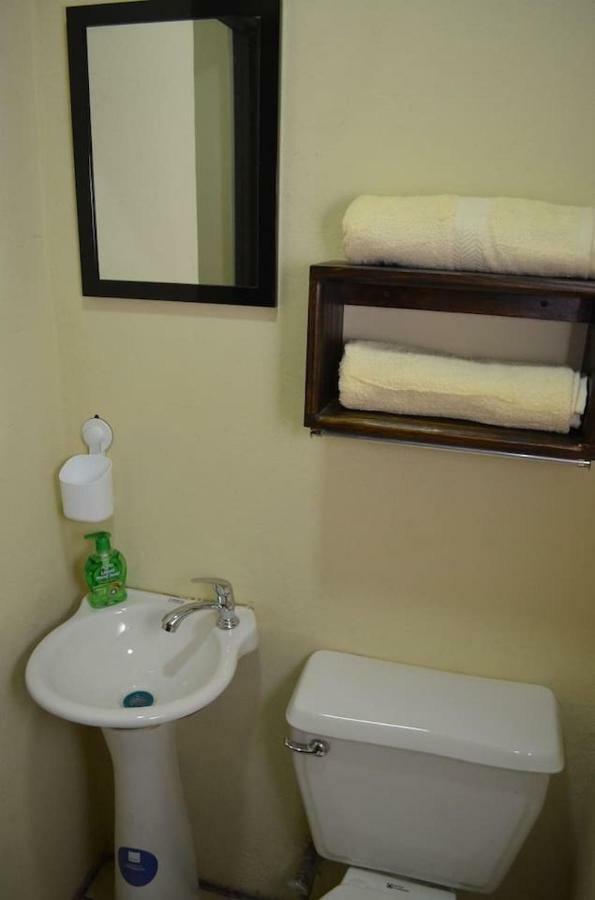 #5 Private Room Close To Airport 알라후엘라 외부 사진